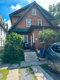 ATTN TRENT STUDENTS! Spacious 6 Bdrm House - Don't Wait! - Photo 2