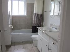 BEAU grand 4 1/2 dans 6 logis, tranquille, GRANBY - Photo 2