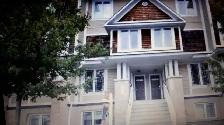 Room in two bedroom condo for rent - Photo 9