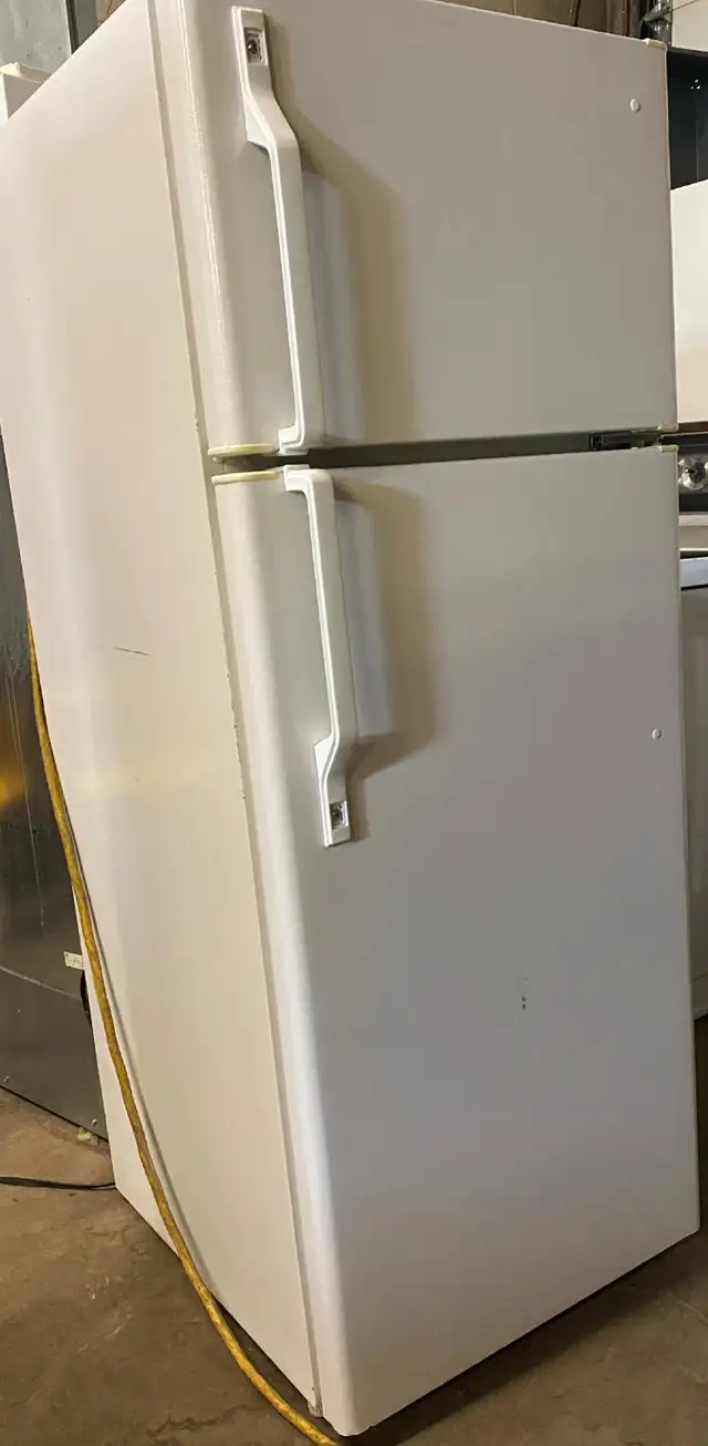 Compact Fridge,