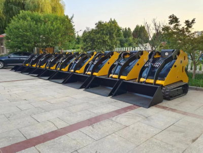 Chargeuse diesel compacte sur chenilles IF-25