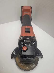 Hilti AG 4S-22 4 1/2' Grinder w/Batt & Charger - Photo 3