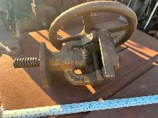 Antique right angle bevel gears - Photo 2
