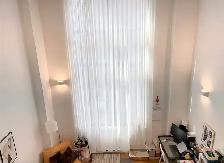 Stunning NYC-Style Loft in the Heart of the Golden Square Mile - Photo 2
