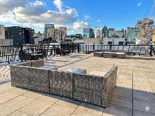 Stunning NYC-Style Loft in the Heart of the Golden Square Mile - Photo 9