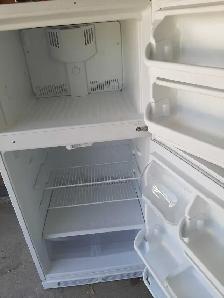 Refridgerator - Photo 2
