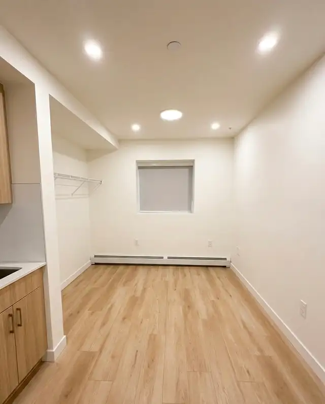 Cozy Basement Studio Steps from UofA!