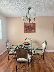 UTILITIES INCLUDED 3 Bed 1 Bath Upper Suite/Patterson Avail Jul2 - Photo 4