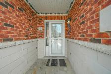 HOUSE FOR SALE IN BEAUTIFUL ANCASTER - Photo 2