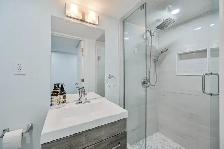 HOUSE FOR SALE IN BEAUTIFUL ANCASTER - Photo 9