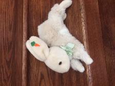 BEAU LAPIN NEUF BEIGE BLANC TRÈS DOUX 12'LONGx8'HAUT: $10.00 - Photo 2