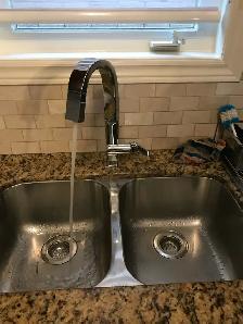 Licensed plumber - Photo 3