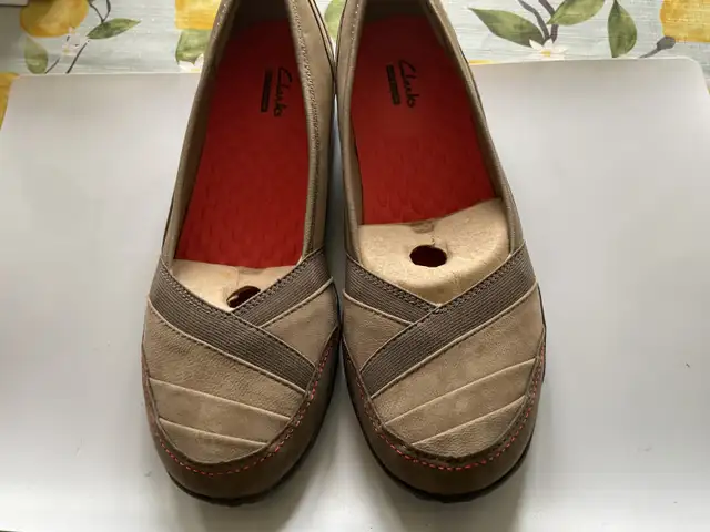 LADIES SHOES