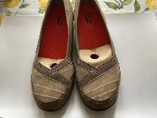 LADIES SHOES