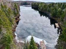 Terrain a vendre , directement sur le lac, pas de bateau moteurs - Photo 8