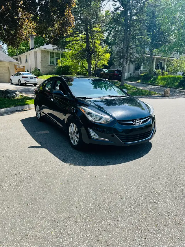 Hyundai Elantra SE.