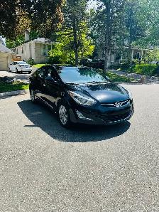 Hyundai Elantra SE.
