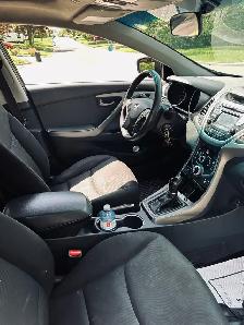 Hyundai Elantra SE. - Photo 8