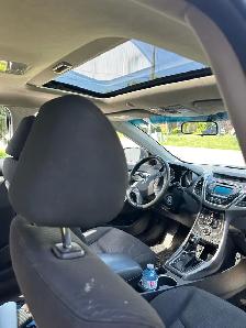 Hyundai Elantra SE. - Photo 10