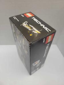 Lego Technic 42198 Bush Plane NEW - Photo 4