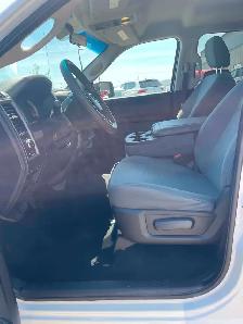 2018 Dodge Ram 1500 ST 6 SEATS 5.7L CREW CAB 4X4 6-Speed - Photo 9