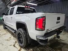 2018 GMC SIERRA SLT 5.3LI CREW CAB - FINANCEMENT 100% APPROUVER - Photo 5