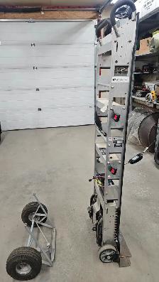 Escalera stair climber 72 h 1200 lb