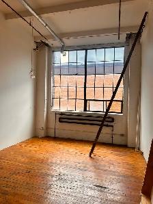 INDUSTRIAL STYLE LOFT FOR RENT JUNE 1st
