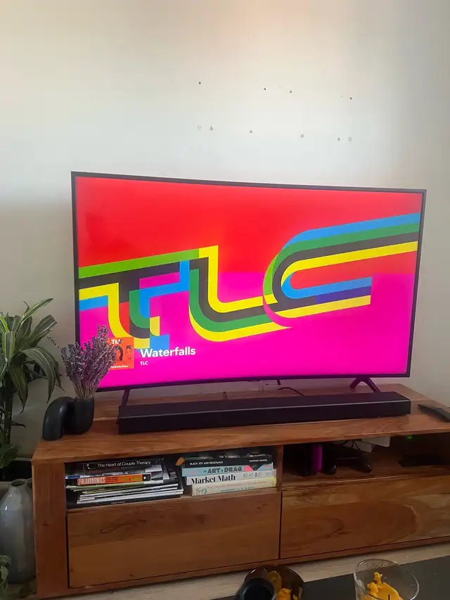 Samsung télévision 55" Smart 4K