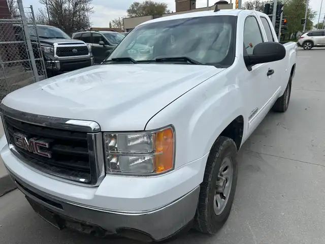 2011 GMC Sierra 1500 SL Nevada Edition 4x4 new safety clean titl