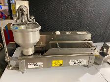 Belshaw mini donut fryers - Photo 2