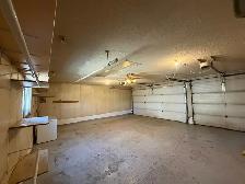 Garage / Workshop Space for Rent – North Edmonton – $650$/Month - Photo 2