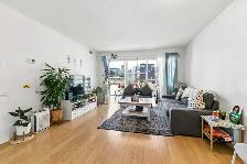 Bright 1 1 Bed Condo | King West | 746 sqft | $489,000 - Photo 3