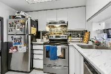 Bright 1 1 Bed Condo | King West | 746 sqft | $489,000 - Photo 8