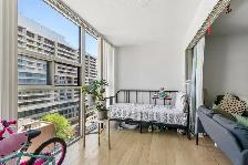 Bright 1 1 Bed Condo | King West | 746 sqft | $489,000 - Photo 12