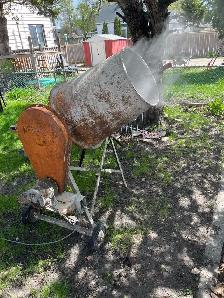 cement mixer