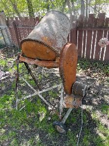 cement mixer - Photo 2