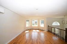 23-064 Spacious family home, Kingswood Subd., DOUBLE GARAGE - Photo 2