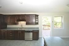23-064 Spacious family home, Kingswood Subd., DOUBLE GARAGE - Photo 6