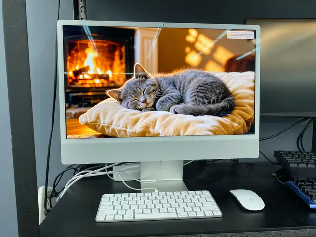 Apple iMac 24' (2021)