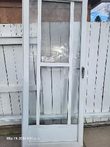 STORM DOOR WHITE 32x80