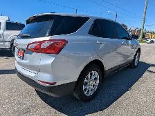 2021 Chevrolet Equinox LS WITH FRONT COLLISION ALERT! - Photo 6