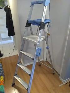 Cosco 6' Aluminum Painter's Step Ladder