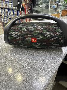 JBL BOOMBOX Q CAMO PORTABLE BLUETOOTH SPEAKER WITH POWER SUPPLY