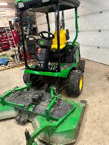 Zero turn John Deer diesel 1445 mower - Photo 5