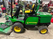 Zero turn John Deer diesel 1445 mower - Photo 6