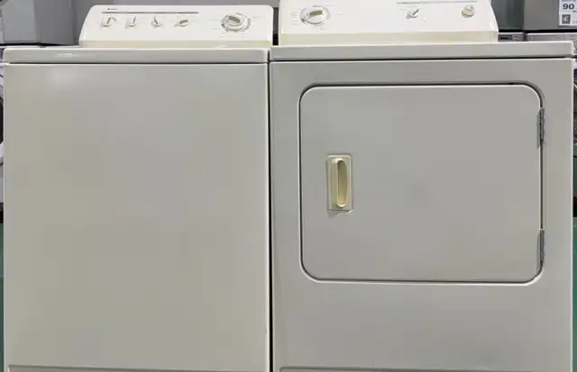 Kenmore Creamy White Washer&Dryer Set (Top Load)