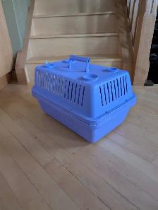 Voyageur Model 100 Small Purple Pet Carrier - Photo 4