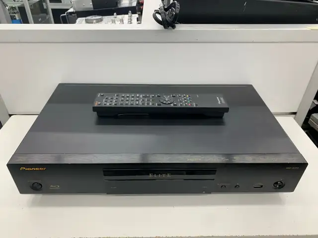 Pioneer Elite BDP-62FD DVD Player