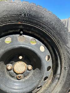 4 winter tires on rims - Photo 3